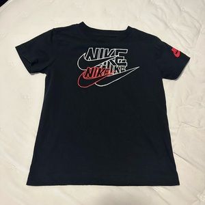 Nike tee